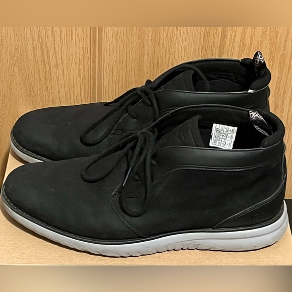 Ugg Men's Union Chukka - Picture 13 of 16